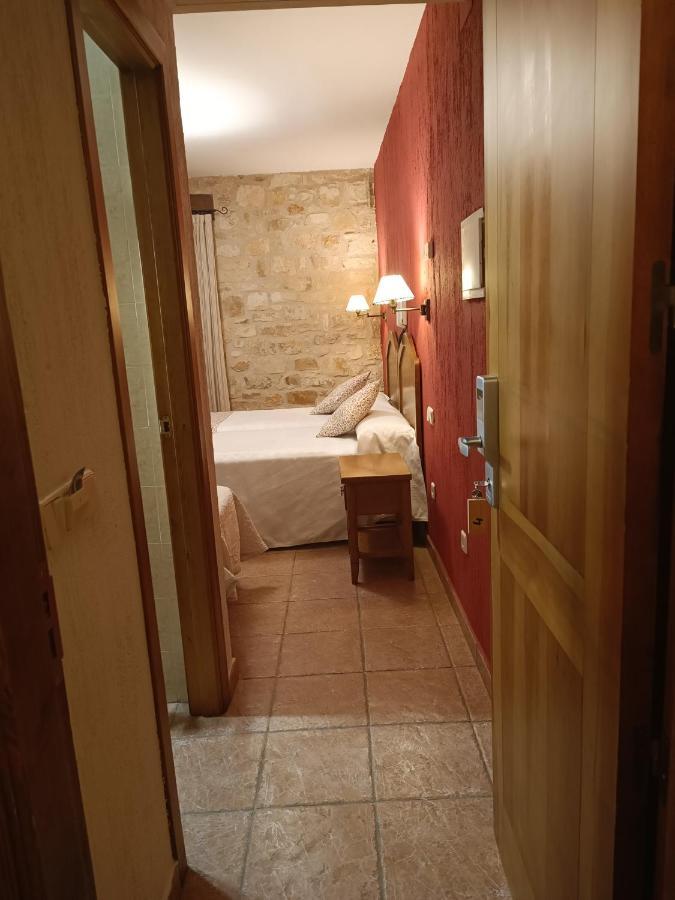 hostal Decerca Prádena Habitación foto